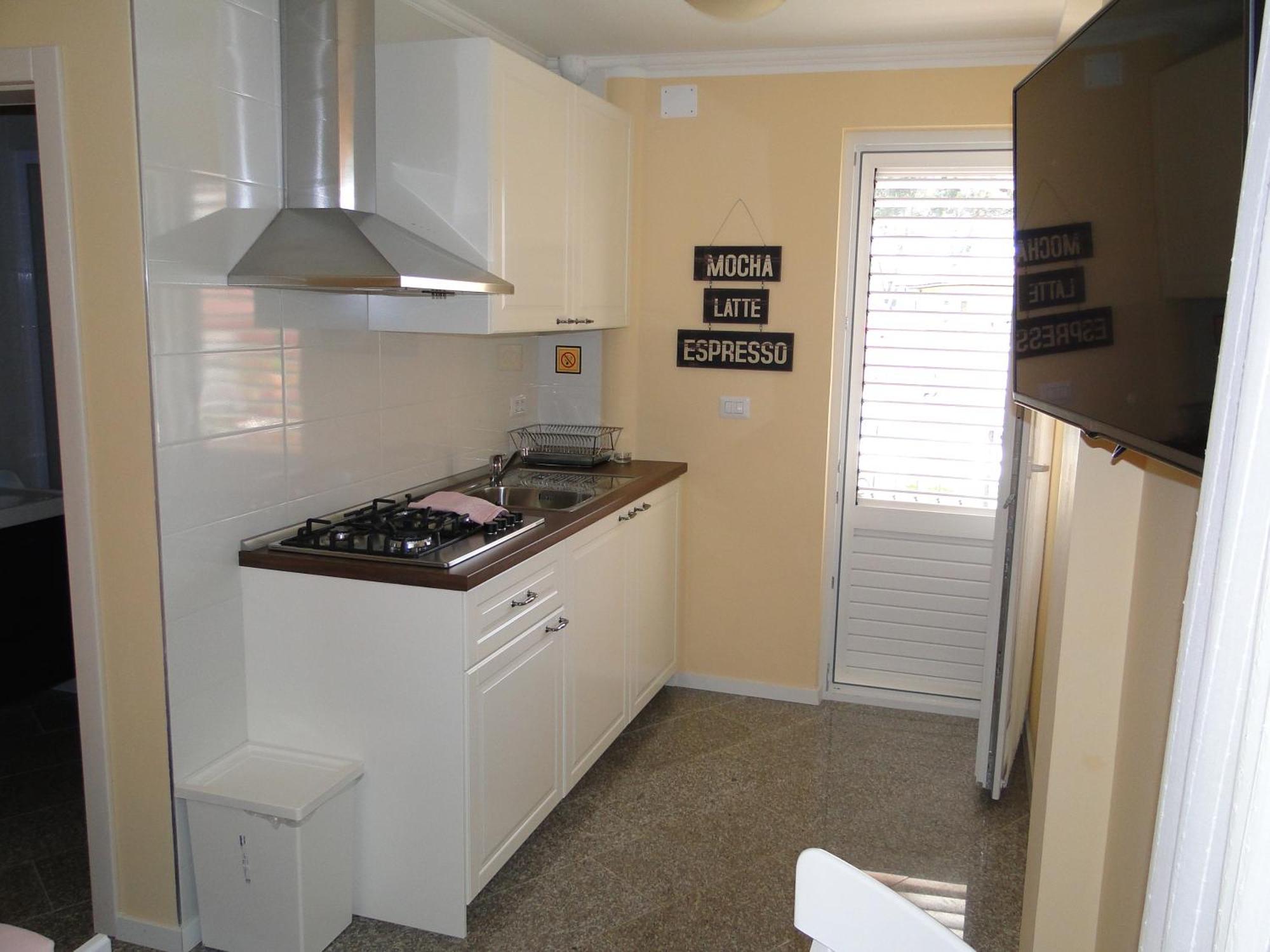 Ela Apartment *