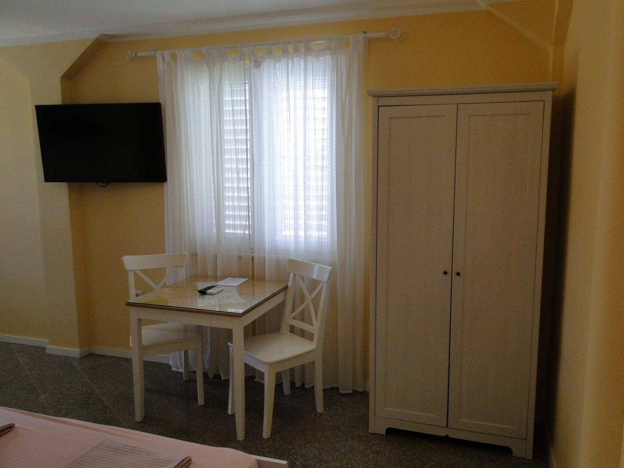 Ela Apartment Umag