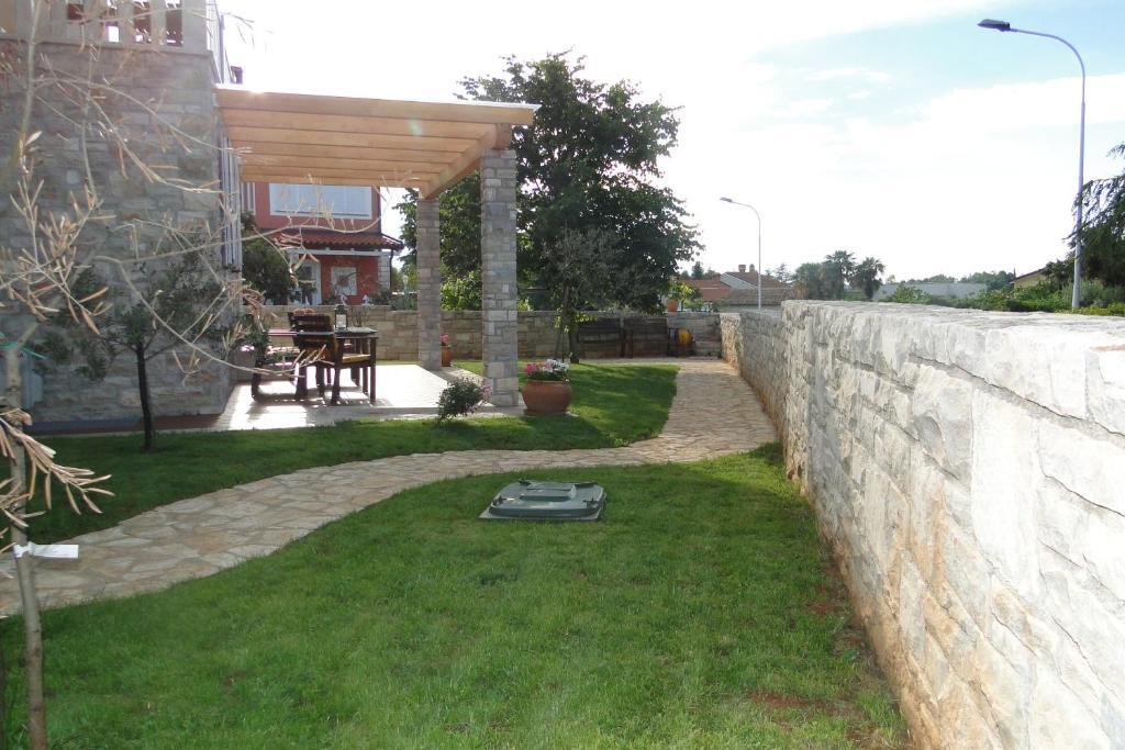 Ela * Umag