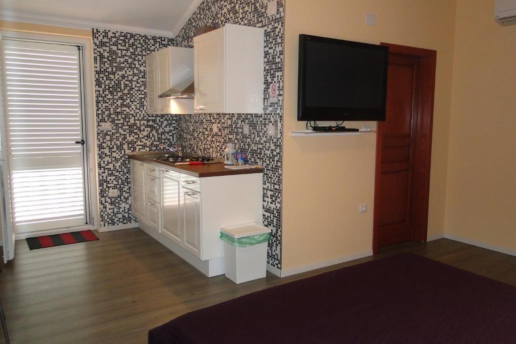 Ela Apartment *